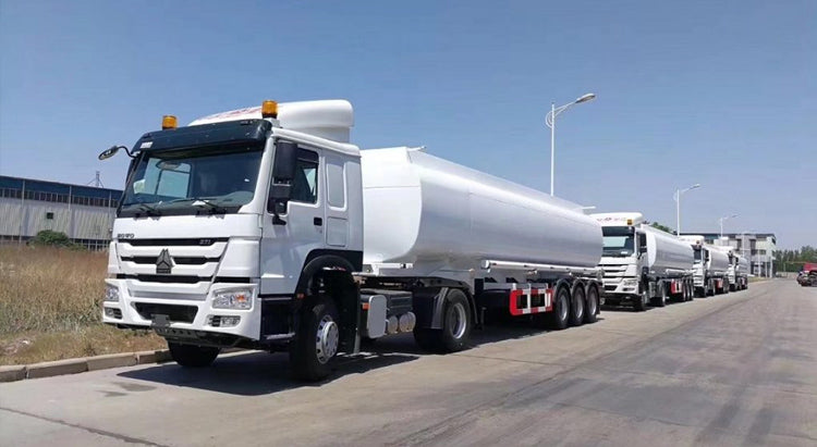 Camion-citerne à eau Sinotruck Howo