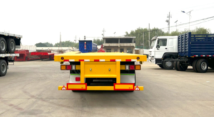 Camion semi-remorque à plateau Sinotruck