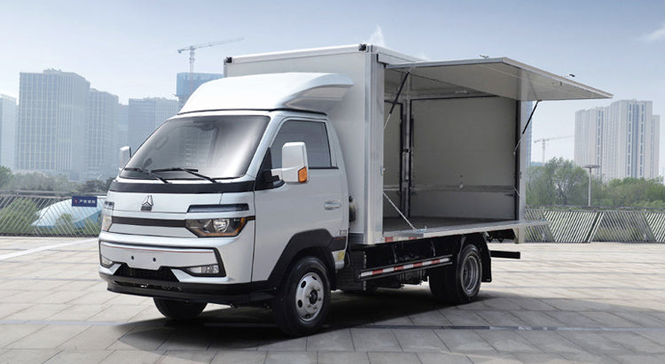 Camion cargo Howo Wing Van