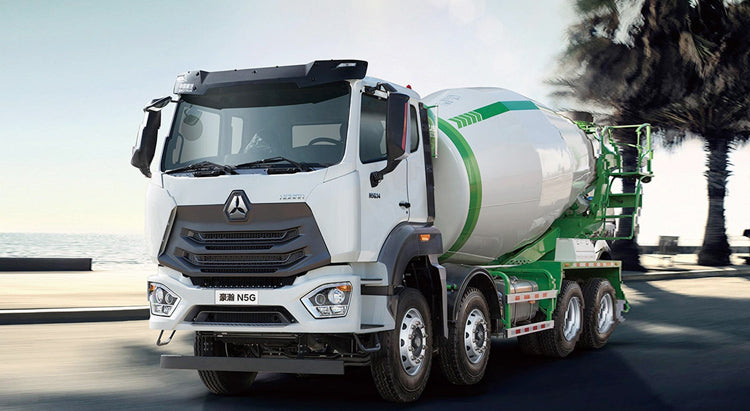 Camion malaxeur Howo N 8X4