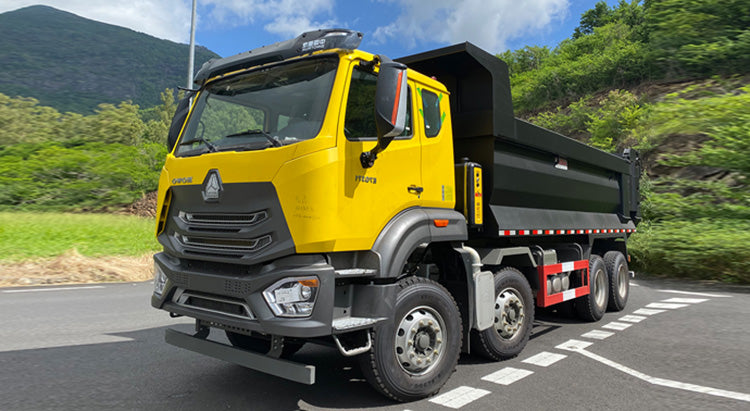 Camion à benne basculante Howo N 8X4