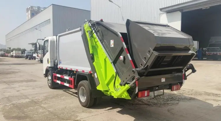 Camion poubelle à compression Sinotruk Howo 4x2